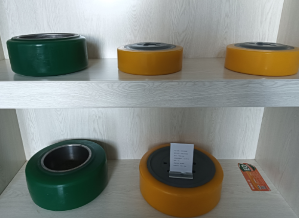 150mm Crowned Polyurethane Wheel 150mm Crowned Polyurethane Wheel